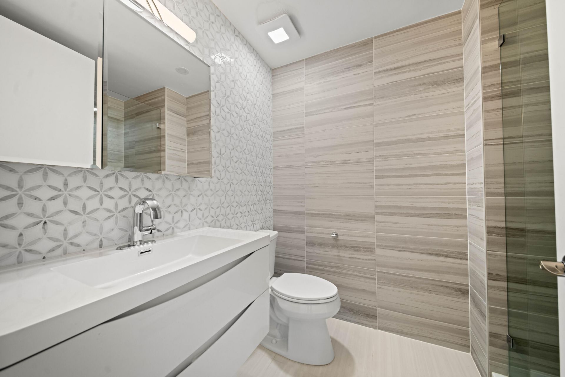 2115 S Ocean Boulevard, Unit 12, Delray Beach, FL 33483 Photo