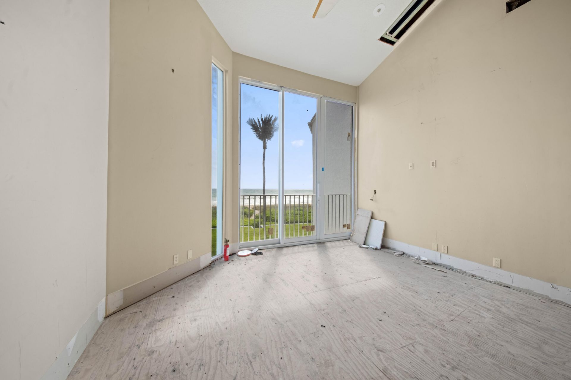 2115 S Ocean Boulevard, Unit 12, Delray Beach, FL 33483 Photo