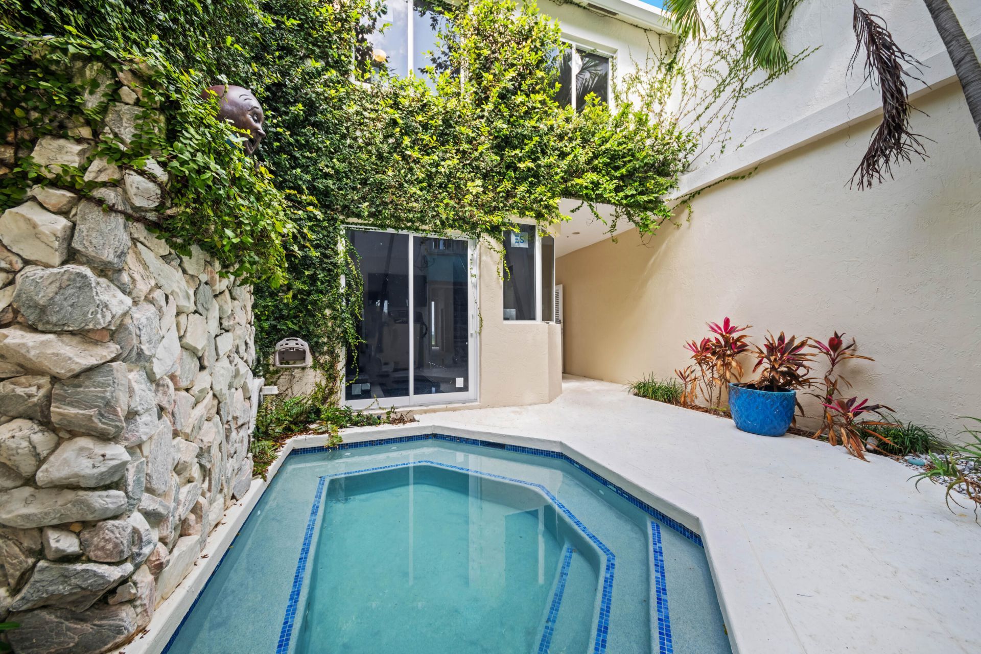 2115 S Ocean Boulevard, Unit 12, Delray Beach, FL 33483 Photo