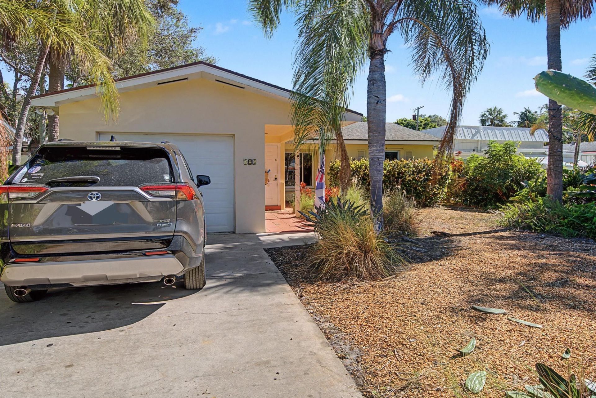 922 S Palmway, Lake Worth Beach, FL 33460 Photo