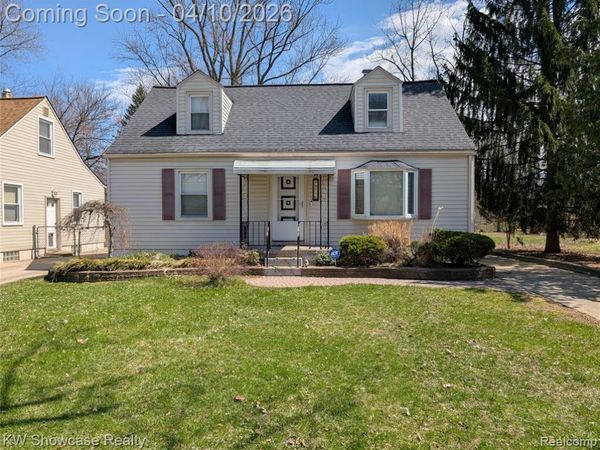 85 Riviera Terrace, Waterford Twp, MI 48328