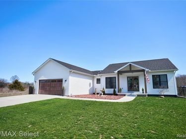 8235 Linden Road , Mundy Twp, MI 48473