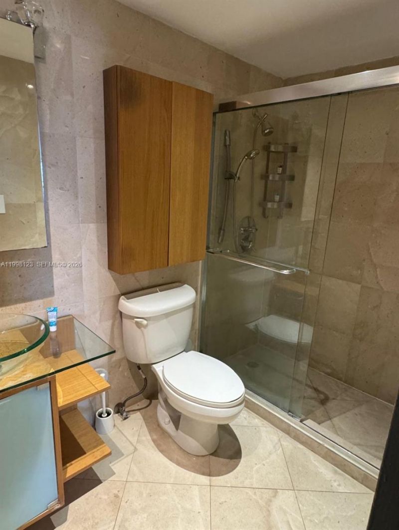 5825 Collins Ave , Unit 9B, Miami Beach, FL 33140 Photo