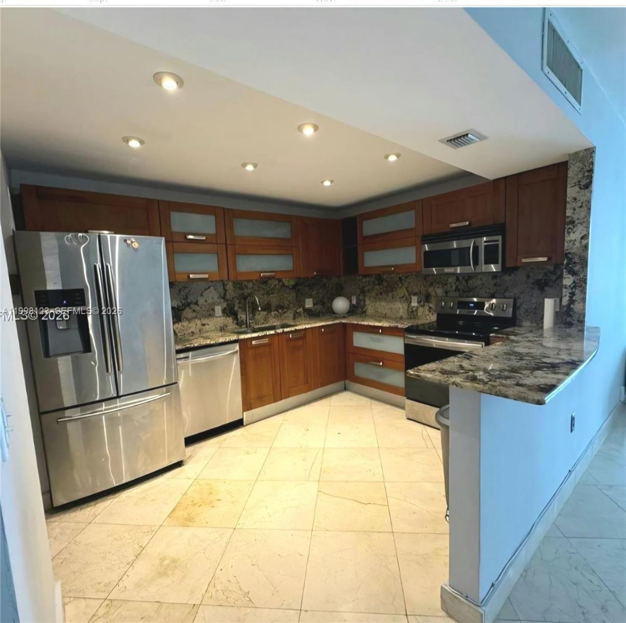 5825 Collins Ave , Unit 9B, Miami Beach, FL 33140 Photo