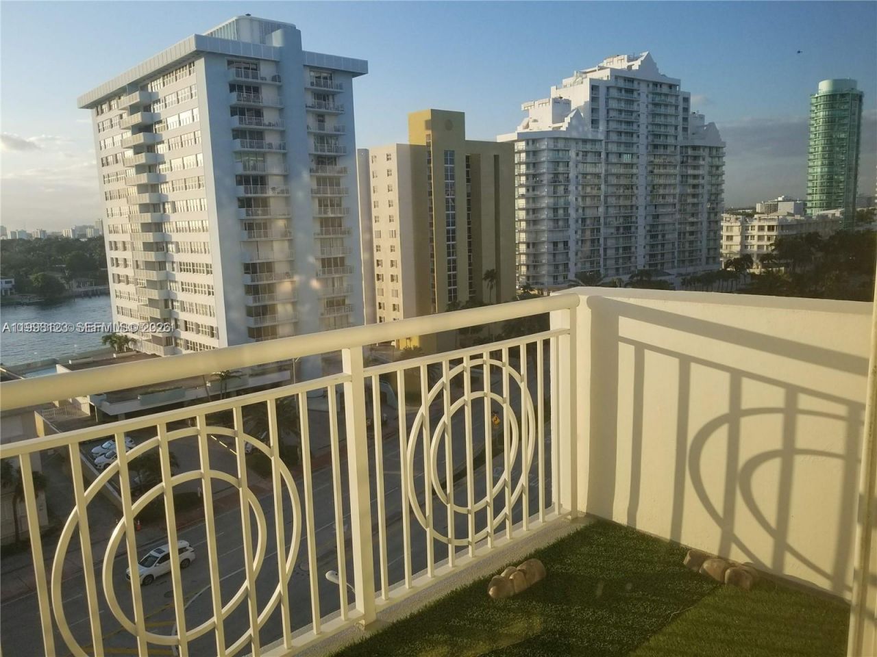 5825 Collins Ave , Unit 9B, Miami Beach, FL 33140 Photo