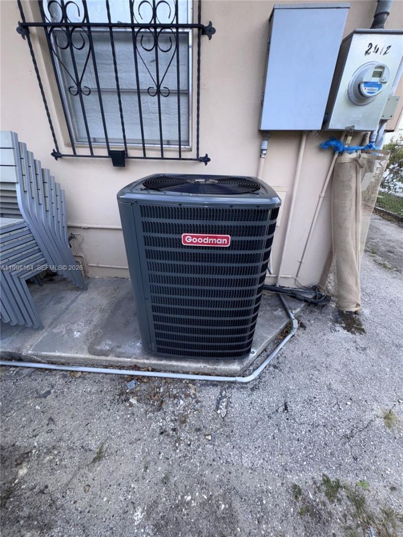 2416 SW 12th St, Miami, FL 33135 Photo