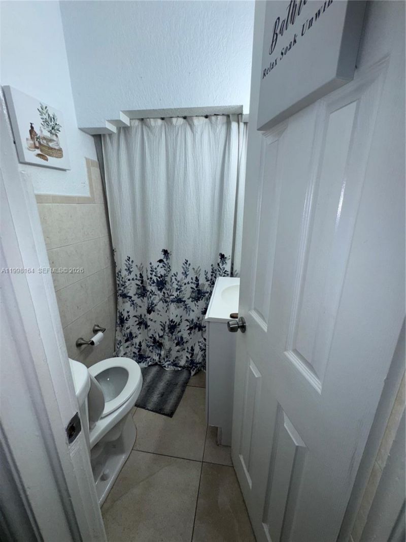 2416 SW 12th St, Miami, FL 33135 Photo