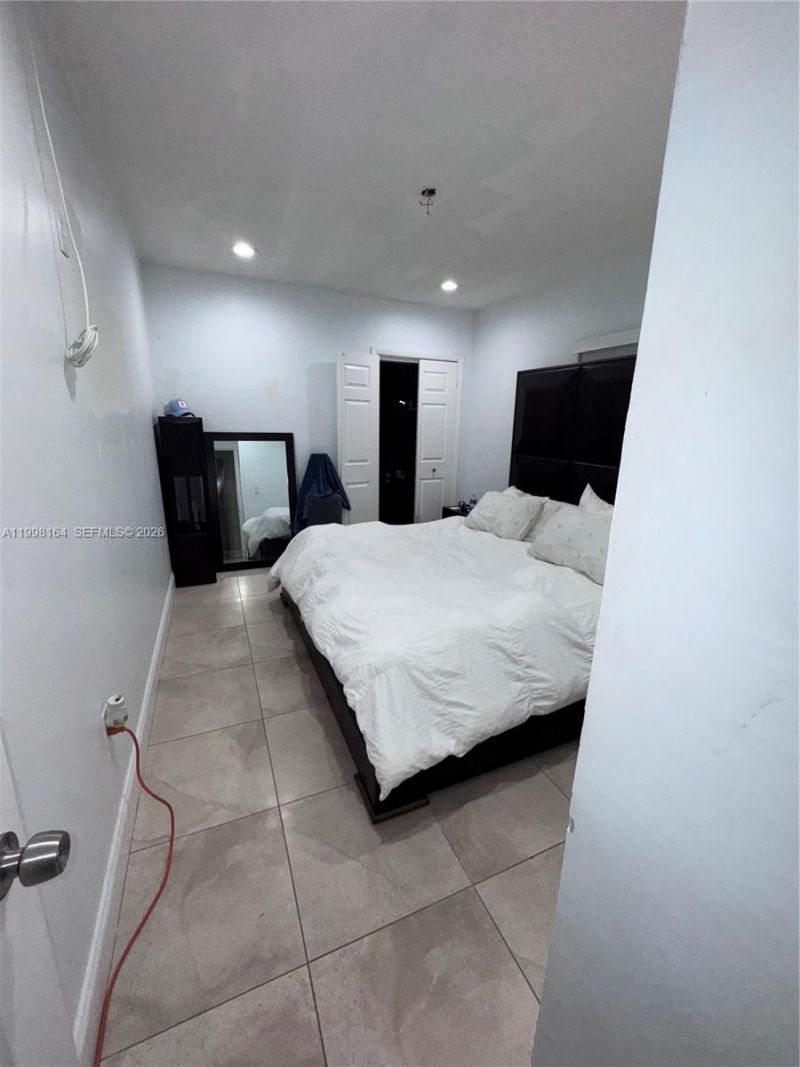 2416 SW 12th St, Miami, FL 33135 Photo