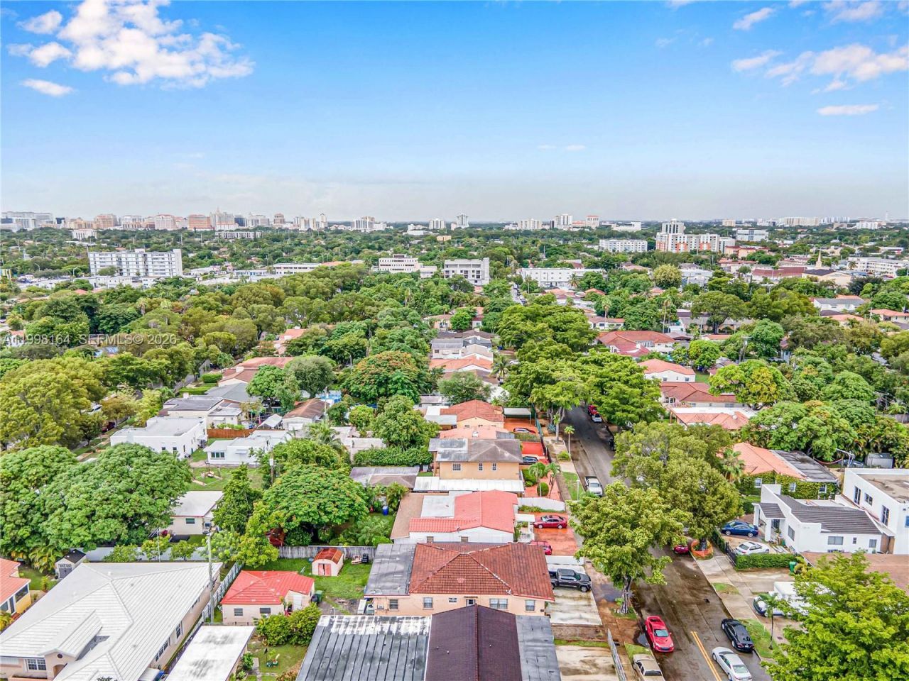 2416 SW 12th St , Miami, FL 33135 Photo