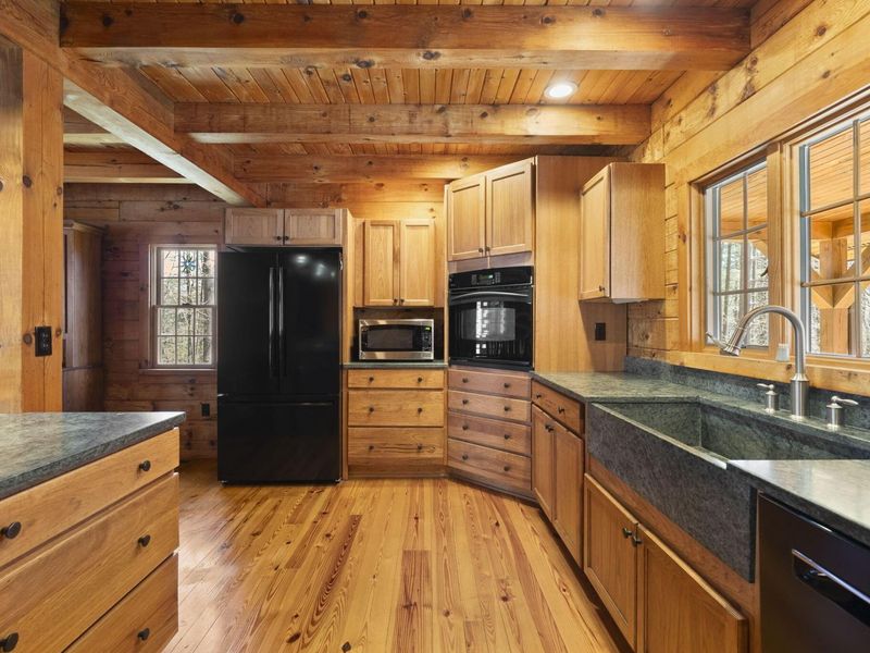 554 Kusa Lane, Sugar Grove, OH 43155 Photo 5