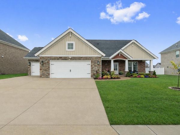 5540 Brompton Drive, Newburgh, IN 47630