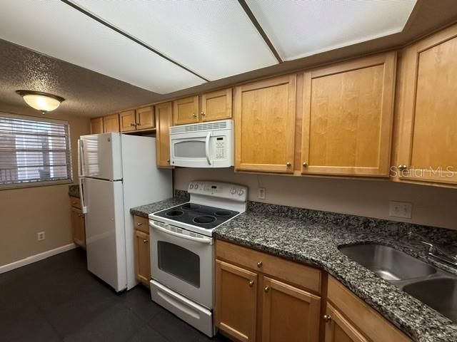 3700 S Osprey Avenue, Unit 221, Sarasota, FL 34239 Photo