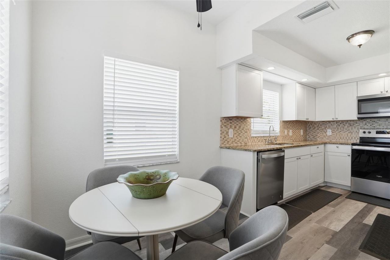 5800 Sabal Trace Drive , Unit 801, North Port, FL 34287 Photo