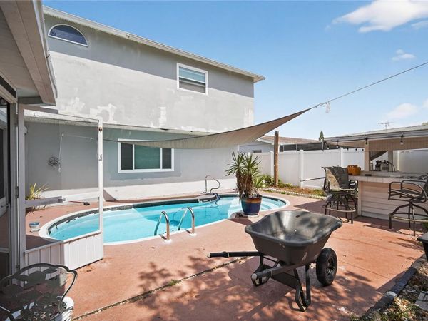 8200 HIXTON DRIVE , PORT RICHEY, FL 34668