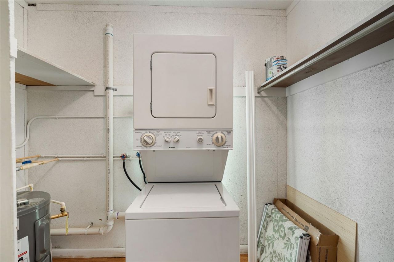 5972 Hibiscus Drive, Unit 207, Bradenton, FL 34207 Photo