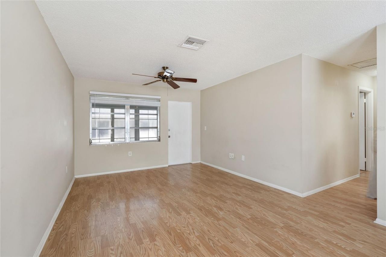 5972 Hibiscus Drive , Unit 207, Bradenton, FL 34207 Photo