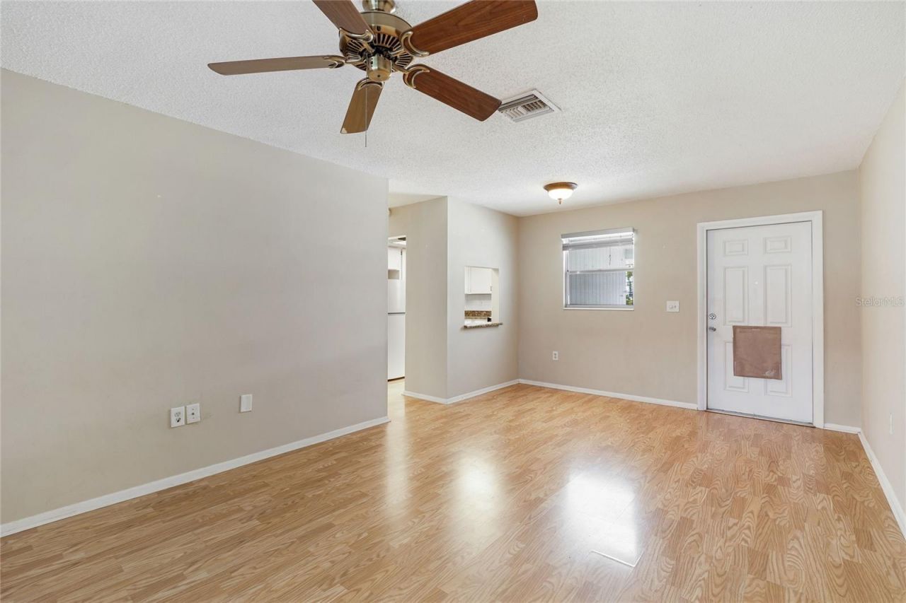 5972 Hibiscus Drive , Unit 207, Bradenton, FL 34207 Photo