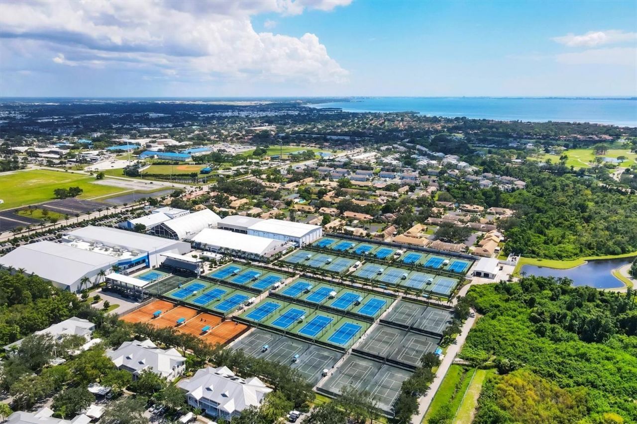 3506 54th Drive W, Unit 104, Bradenton, FL 34210 Photo