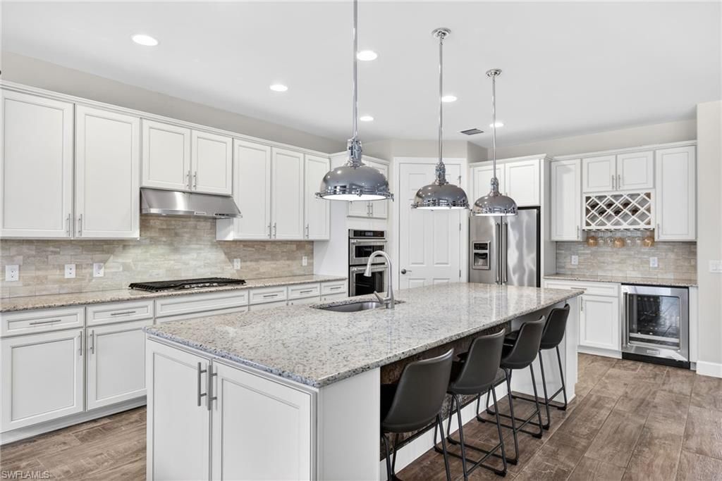 10582 Jackson Square Dr, Estero, FL 33928 Photo