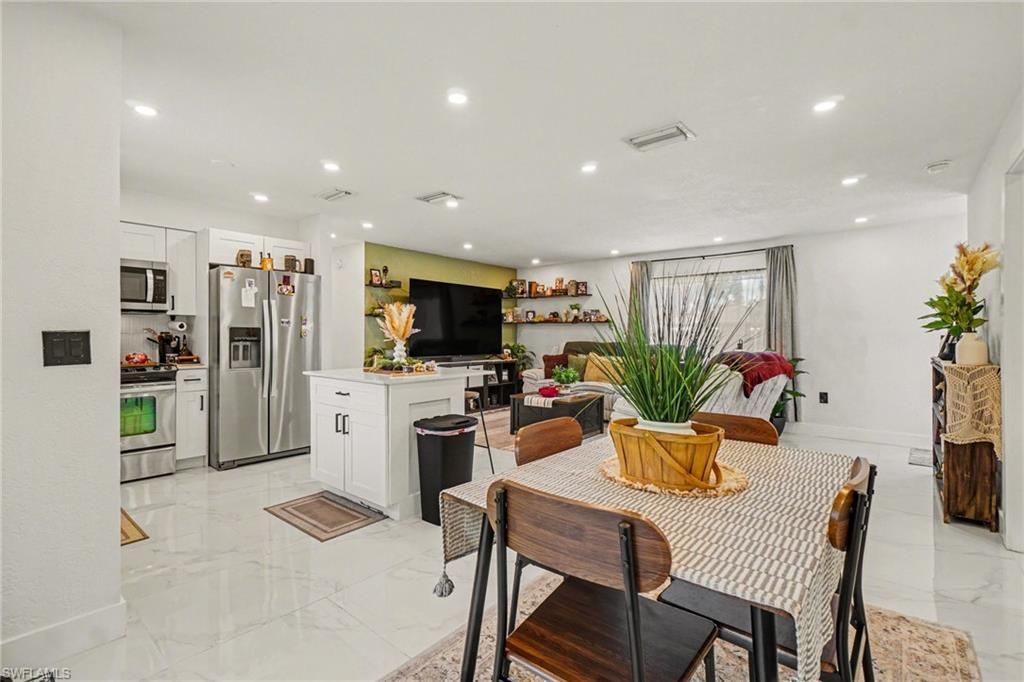 73 Cardinal Dr , North Fort Myers, FL 33917 Photo