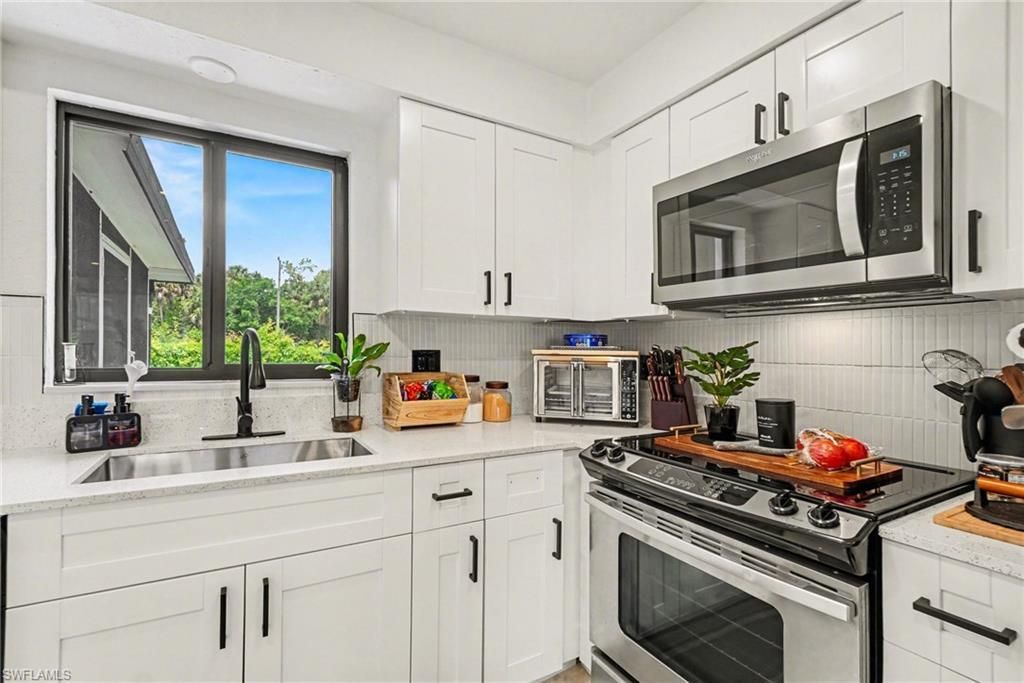73 Cardinal Dr, North Fort Myers, FL 33917 Photo