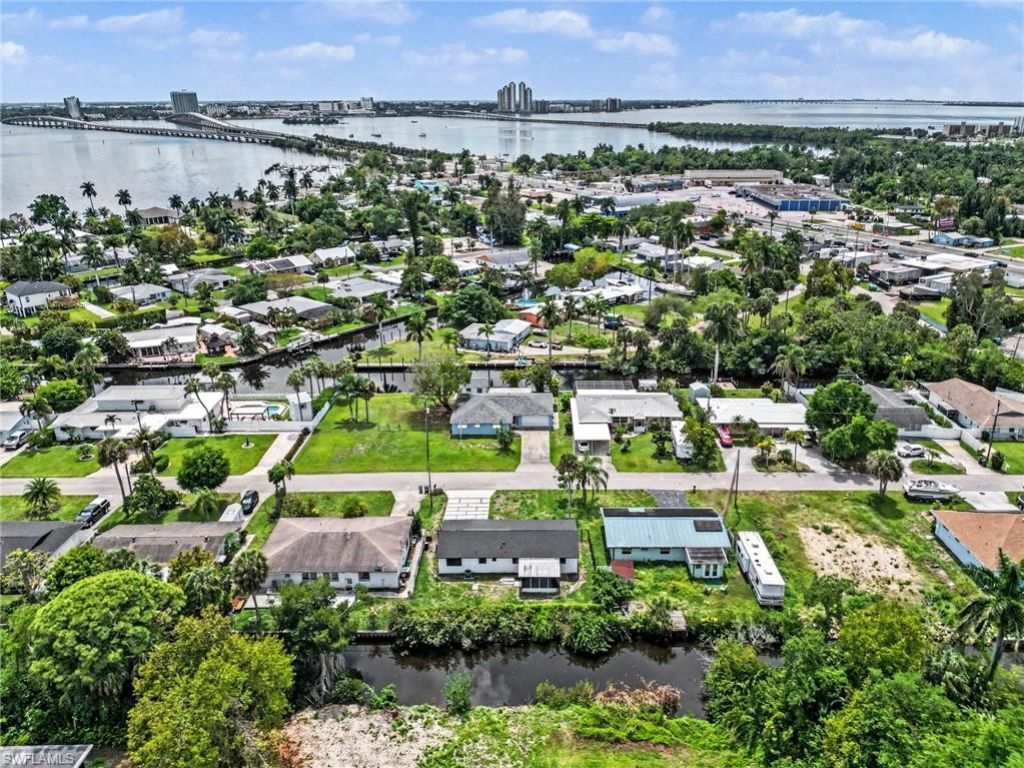 73 Cardinal Dr , North Fort Myers, FL 33917 Photo