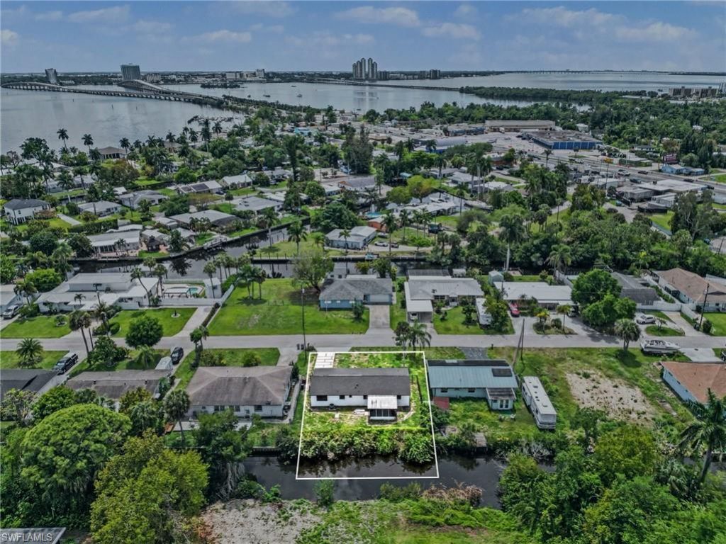 73 Cardinal Dr , North Fort Myers, FL 33917 Photo