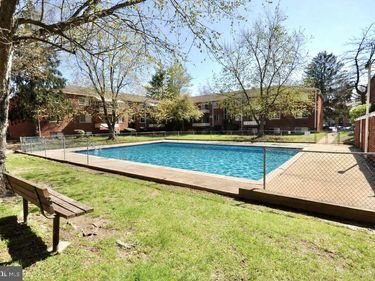 110 30 BYBERRY ROAD, Unit E2, PHILADELPHIA, PA 19116