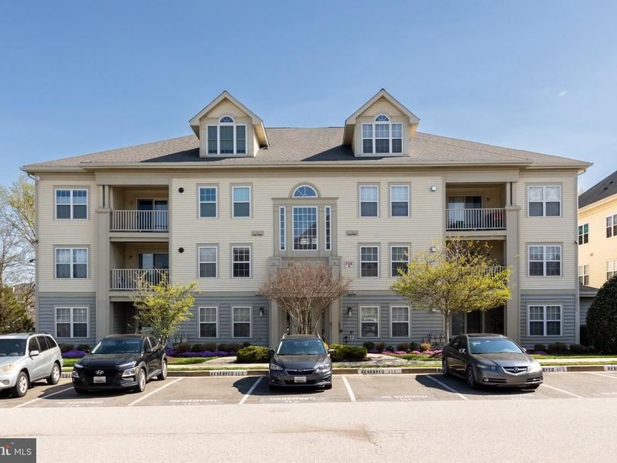 9101 Gracious End Court, Unit 204, Columbia, MD 21046 Main Photo
