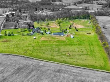 1130 W TRINDLE ROAD, MECHANICSBURG, PA 17050