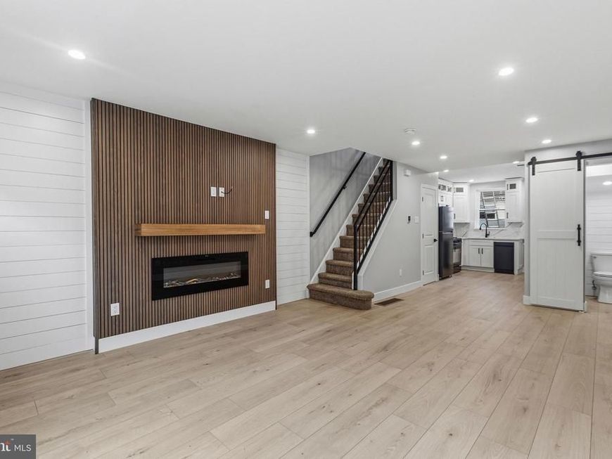 2224 S Opal Street, Philadelphia, PA 19145 Main Photo