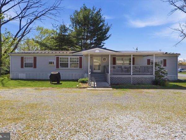 11125 LAKESIDE DRIVE , HAGERSTOWN, MD 21740