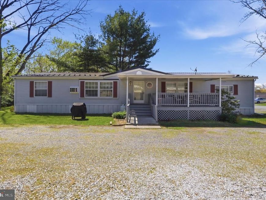 11125 Lakeside Drive, Hagerstown, MD 21740 Main Photo