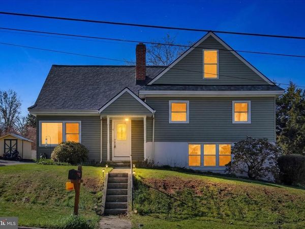 4 HILL STREET, HANOVER, PA 17331