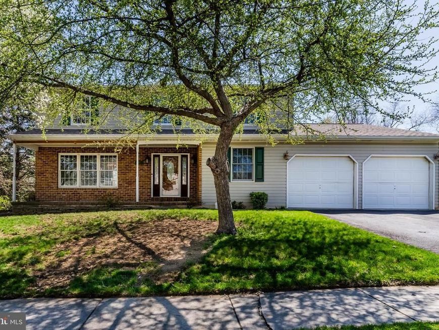 914 Maplewood Lane, Enola, PA 17025 Main Photo