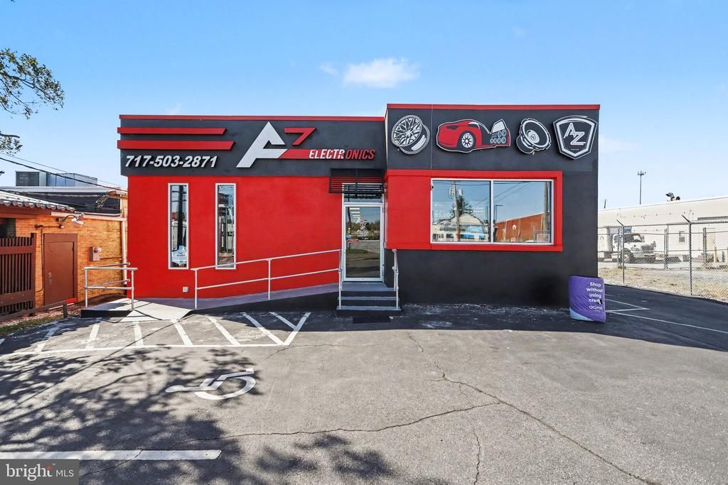 2515 PAXTON STREET , HARRISBURG, PA 17111