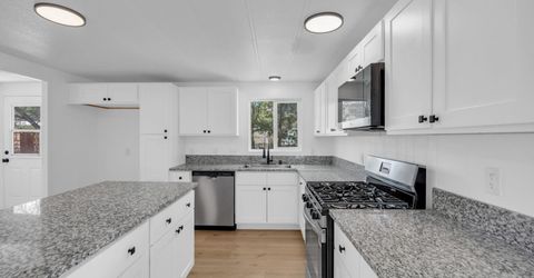 17890 Fantail Circle, Reno, NV 89508 Photo