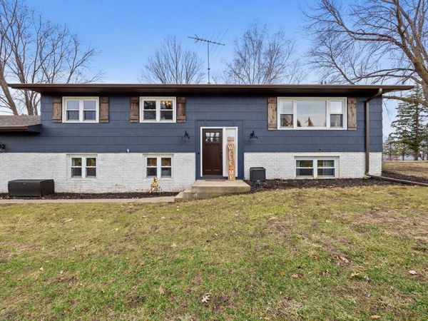 18365 234th Circle , Hutchinson, MN 55350