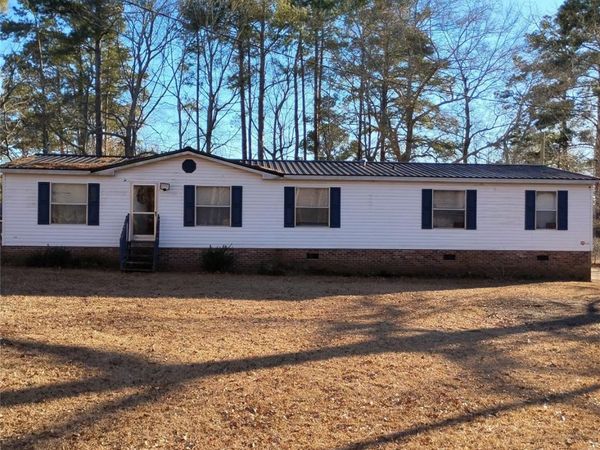 19460 Pine Needle Circle, Laurinburg, NC 28352