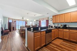 1706 Perrin Dr. photo 4