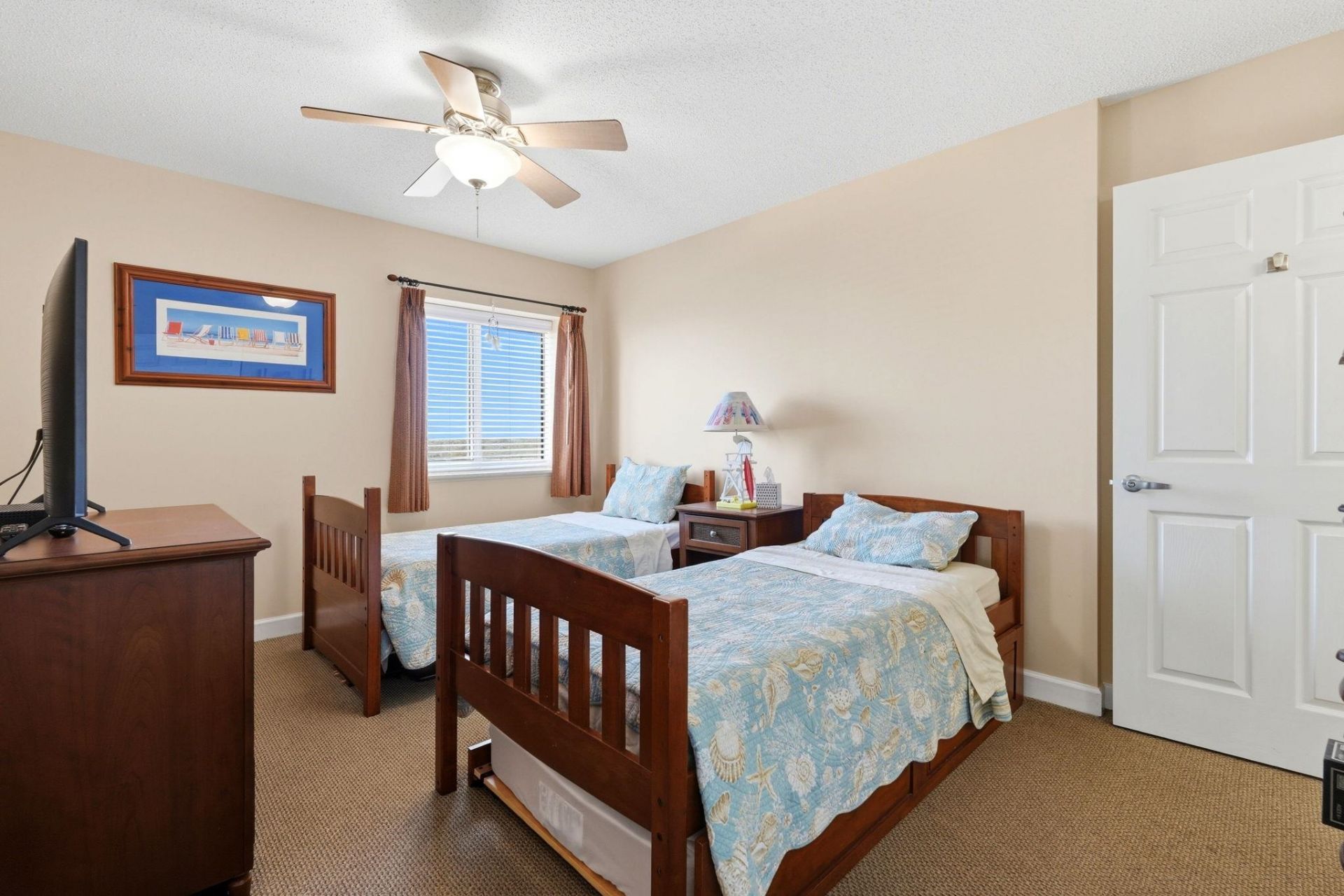 1706 Perrin Dr. Photo 26