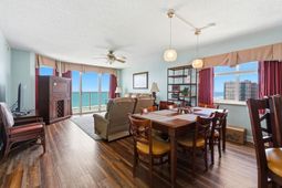 1706 Perrin Dr. photo 4