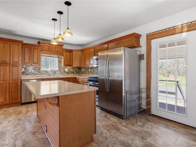 8009 Waynesburg Drive SE, Waynesburg, OH 44688 Photo 9