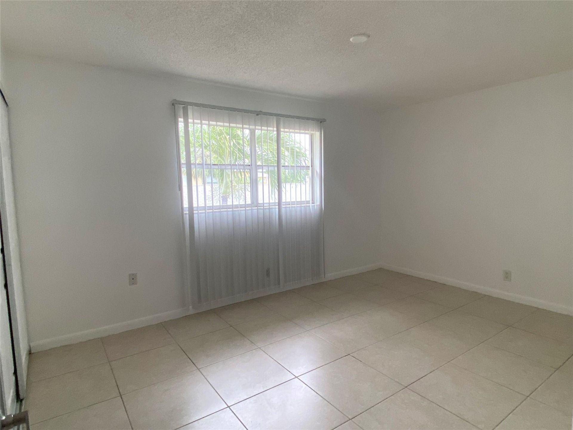 500 SE 2nd Avenue, Unit 22, Deerfield Beach, FL 33441 Photo