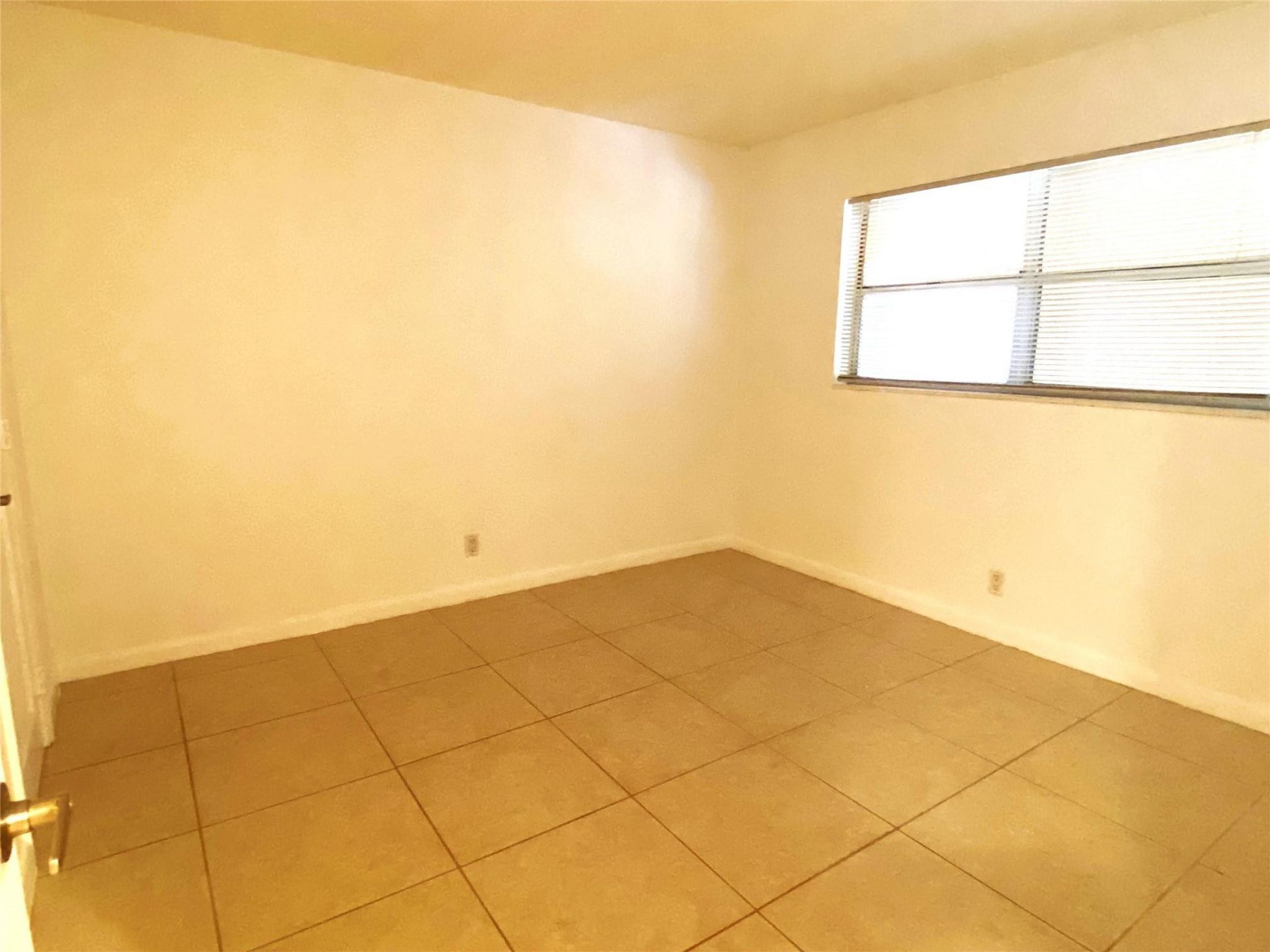 500 SE 2nd Avenue, Unit 22, Deerfield Beach, FL 33441 Photo