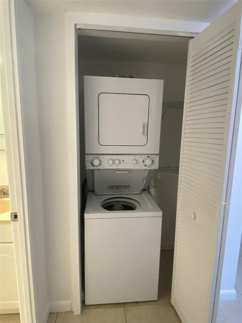 500 SE 2nd Avenue, Unit 22, Deerfield Beach, FL 33441 Photo