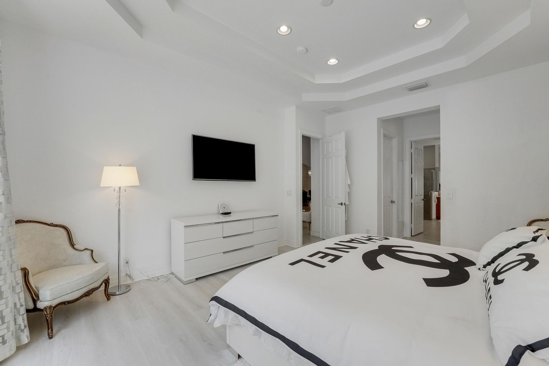 8197 Butler Greenwood Drive, West Palm Beach, FL 33411 Photo