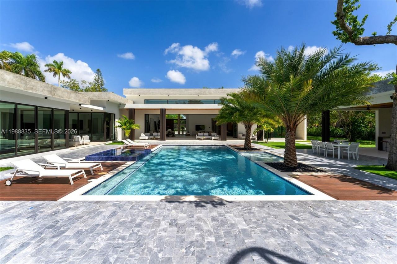 9790 SW 114th St , Miami, FL 33176 Photo