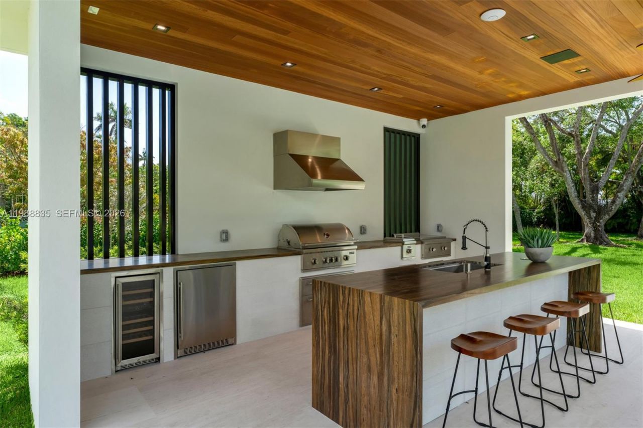 9790 SW 114th St , Miami, FL 33176 Photo