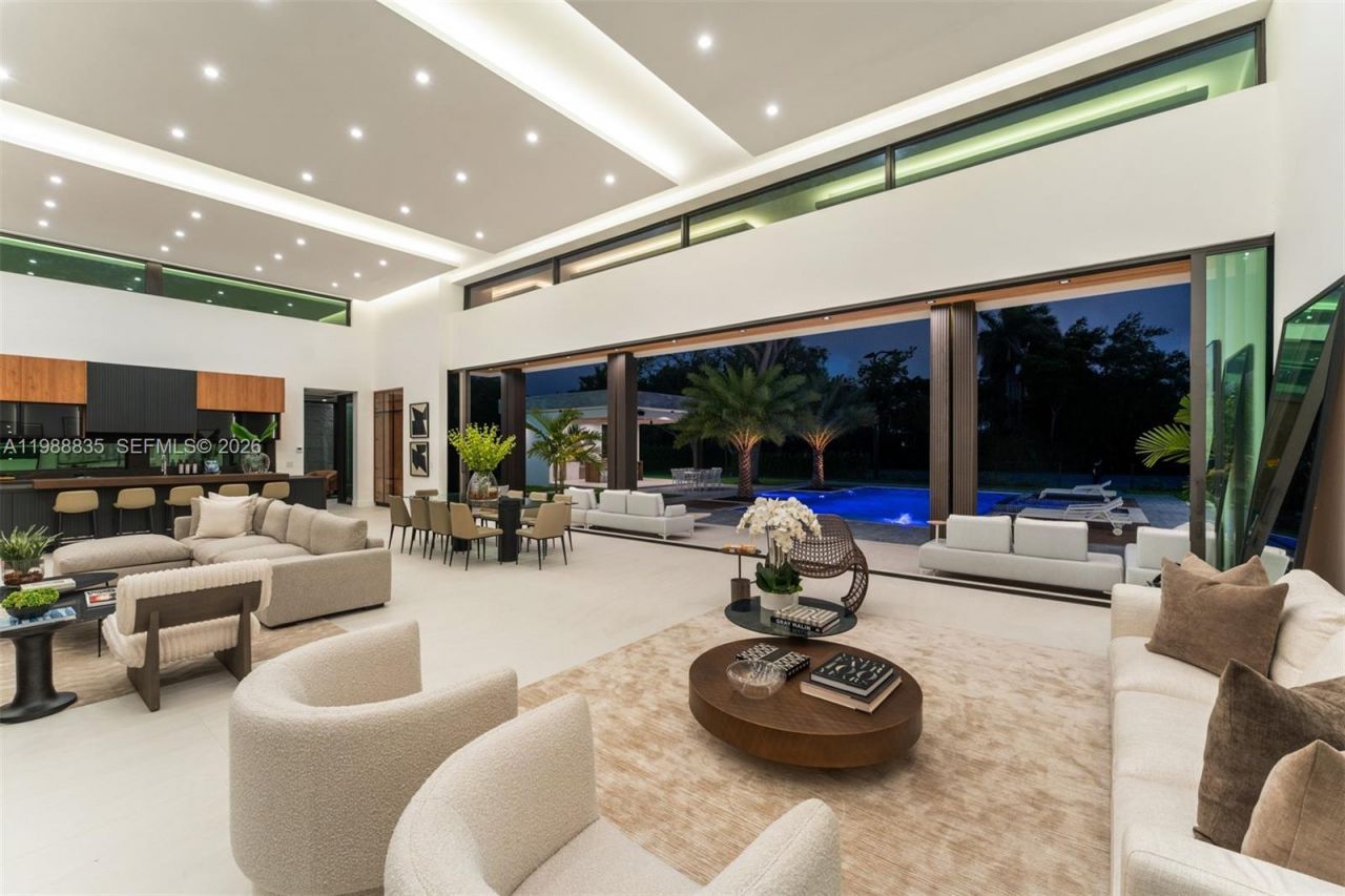 9790 SW 114th St , Miami, FL 33176 Photo